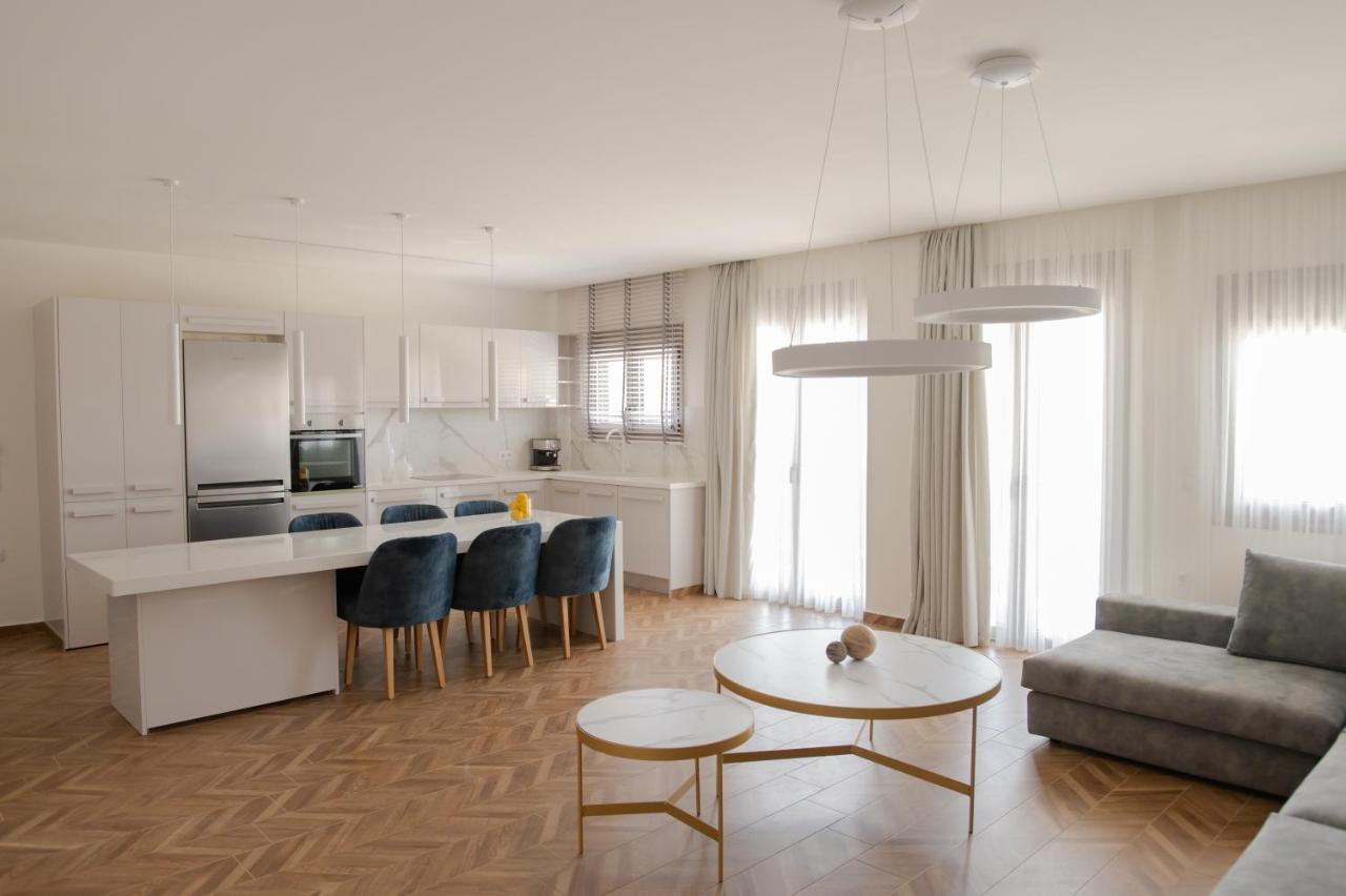 Marble Luxury Suites Karteros Dış mekan fotoğraf