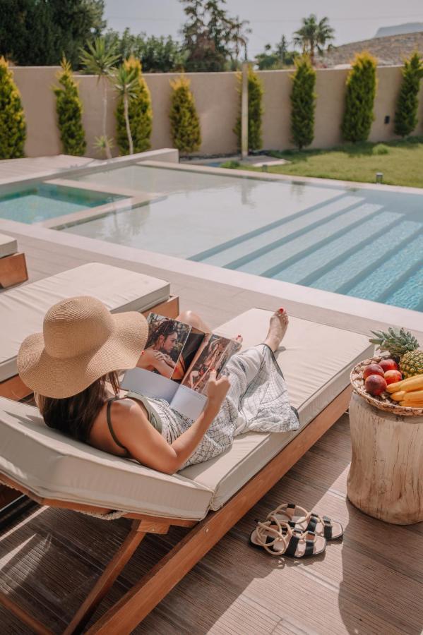 Marble Luxury Suites Karteros Dış mekan fotoğraf