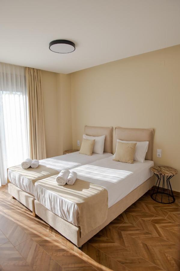 Marble Luxury Suites Karteros Dış mekan fotoğraf