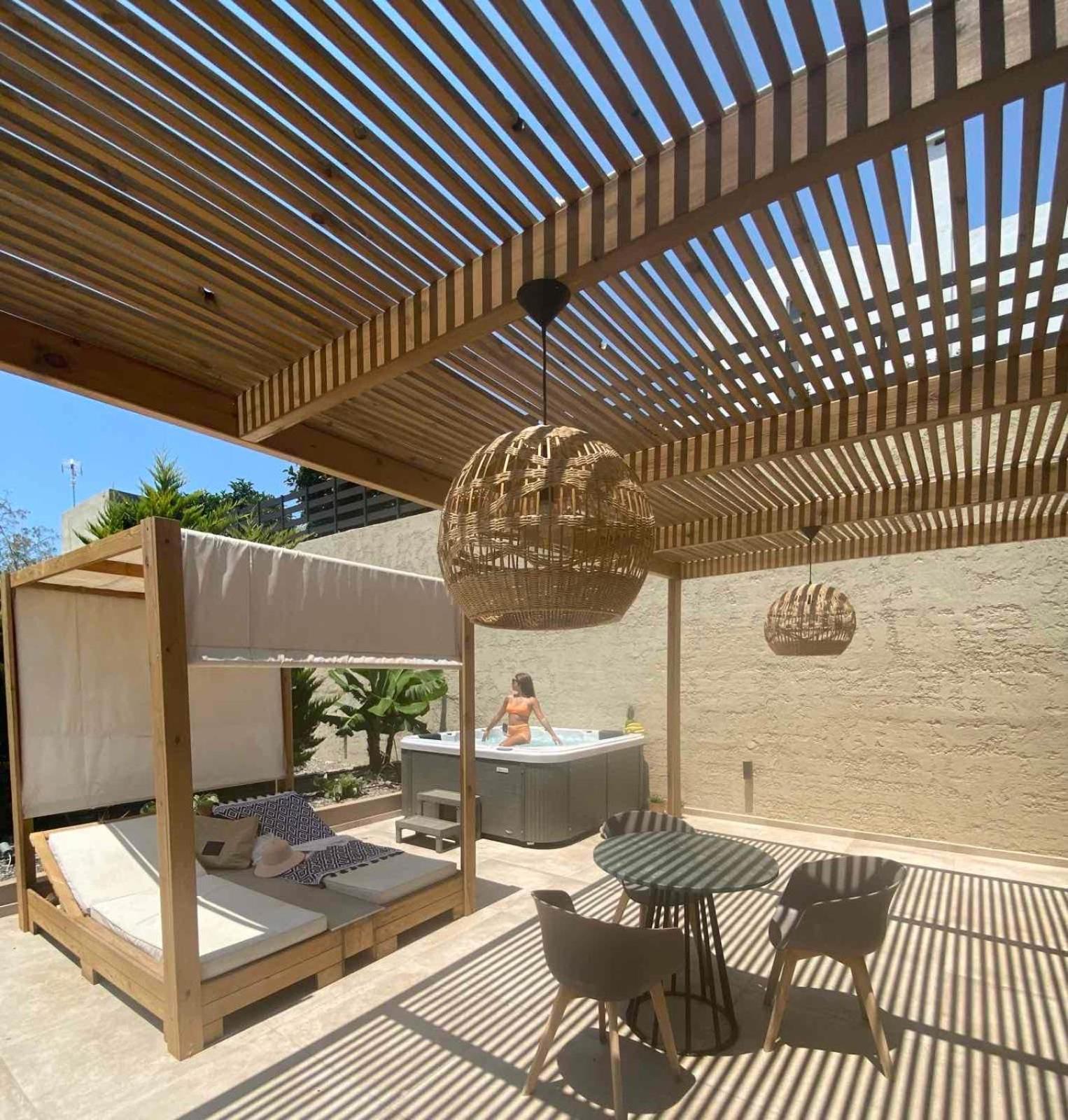Marble Luxury Suites Karteros Dış mekan fotoğraf
