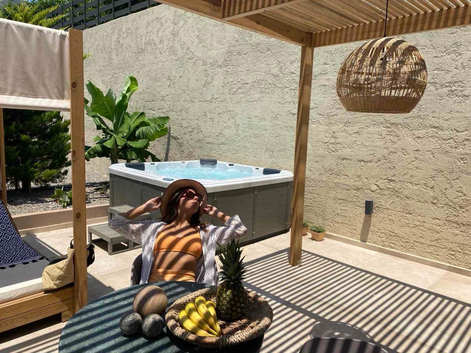 Marble Luxury Suites Karteros Dış mekan fotoğraf