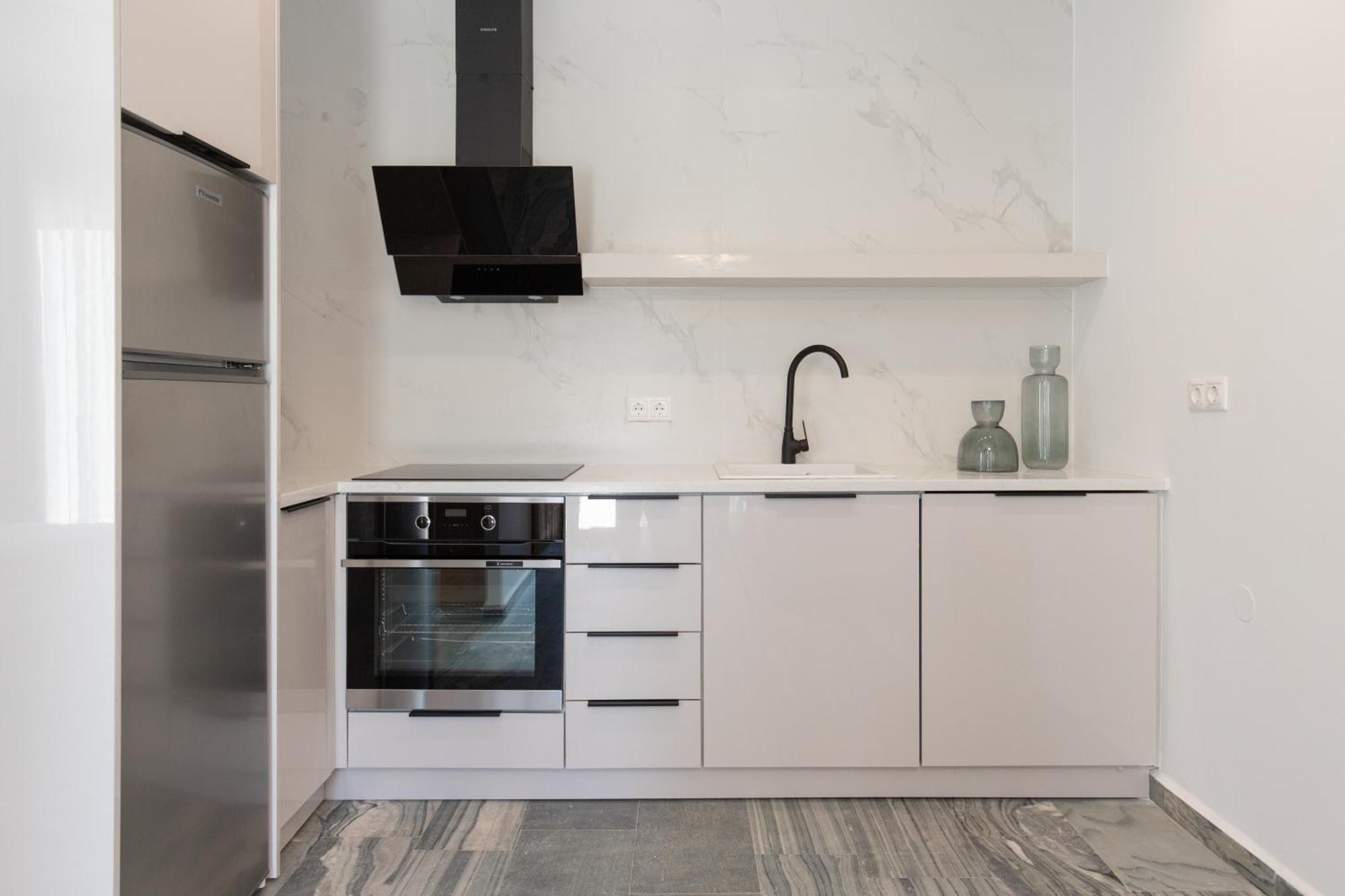 Marble Luxury Suites Karteros Dış mekan fotoğraf